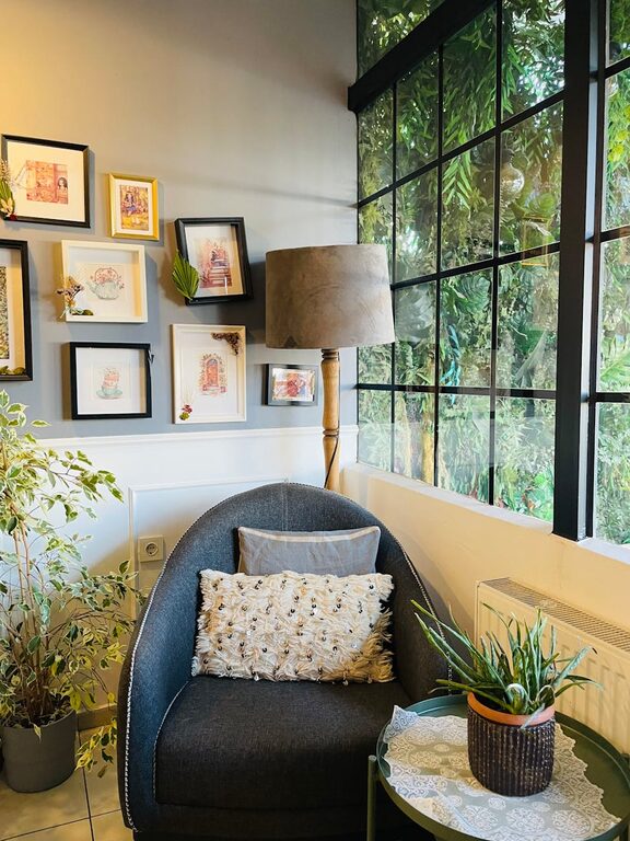 Tips for Creating a Cozy and Inviting Reading Nook at Home